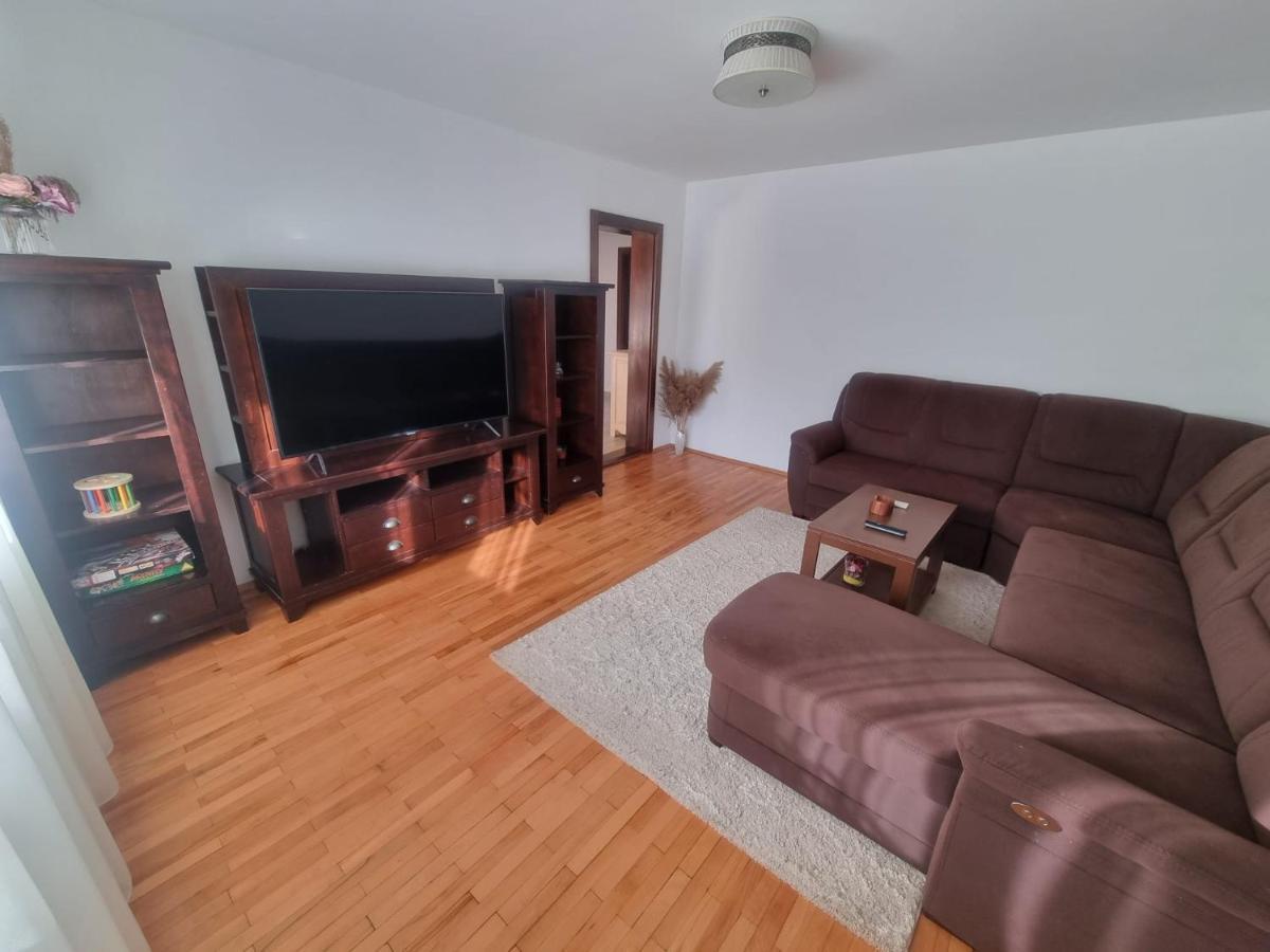 Clasic Apartment Nufarul Oradea Exterior photo